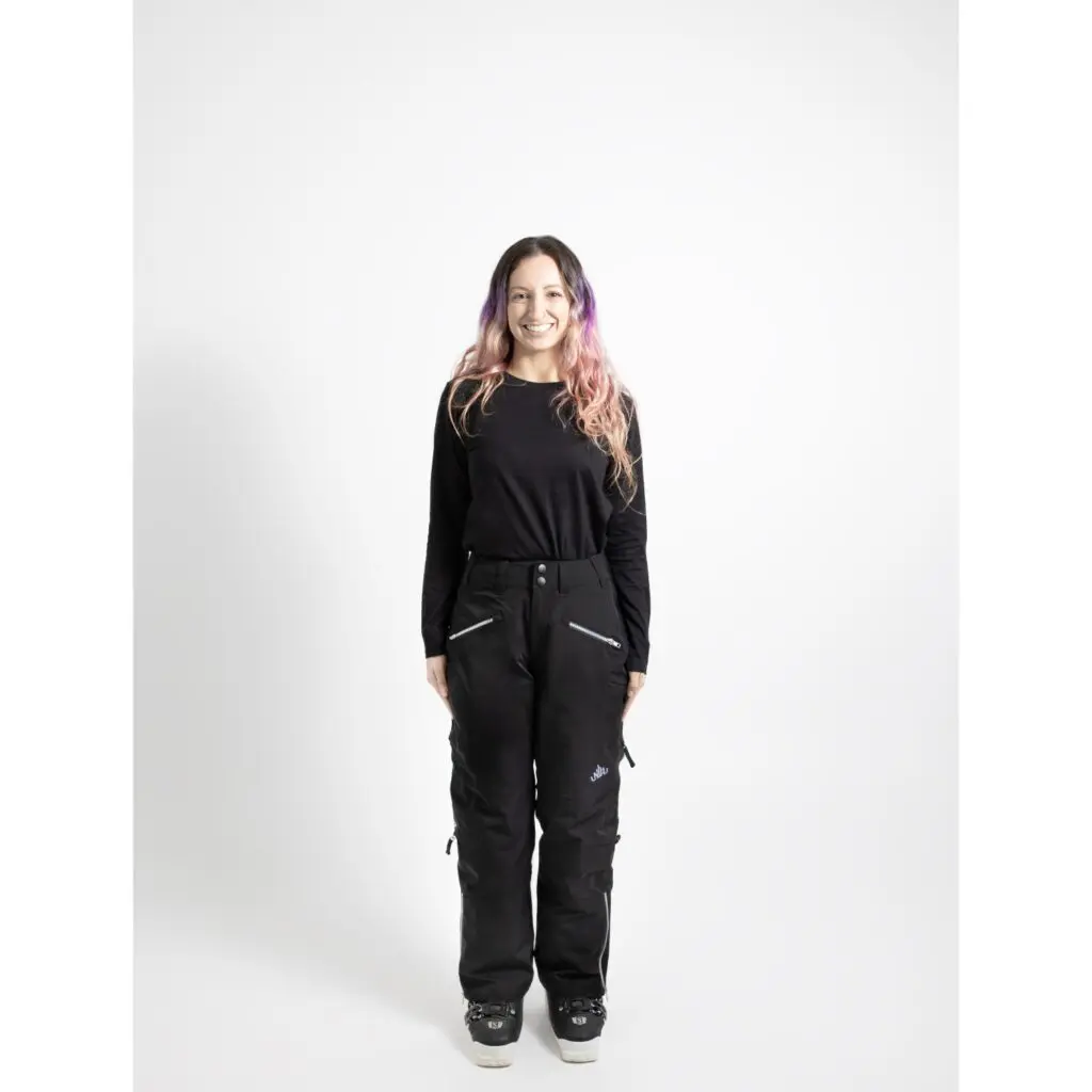 Zali_AU6_Short_Black_Ash_6-1.jpg