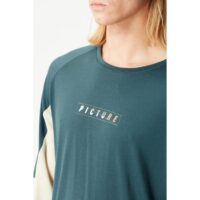 picture-salinar-merino-long-sleeve-tee-deep-water-5.jpg